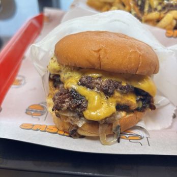 SMSHD - Classic SMSHD - Burgers Near Me - Los Angeles, California