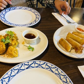 Chilli Thai - Thai Dumpling 4. Vegetarian Egg Roll - Thai Near Me - Los Angeles, California