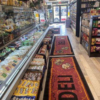 Lennys Grill & Deli - Inside. Organized and spotless! - Delis Near Me - Whitestone, New York Lennys Grill & Deli - Inside. Organized and spotless! - Delis Near Me - Whitestone, New York