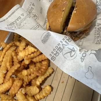 4 Rivers Smokehouse - Barbeque Near Me - Longwood, Florida