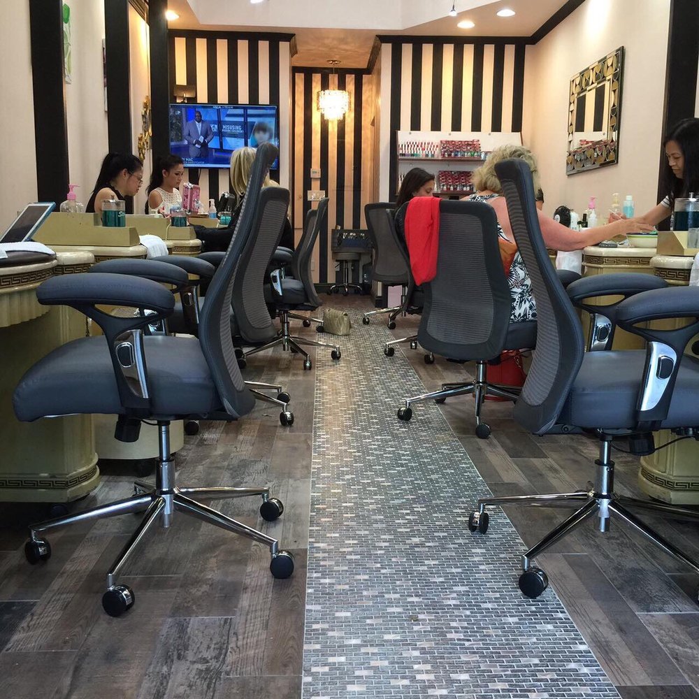 BELLA NAILS CLOSED 16 Reviews 369 N Camden Dr, Beverly Hills, CA