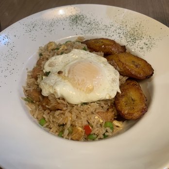 Embarcadero 41 - Chaufa with chicken - Peruvian Near Me - Sunrise, Florida Embarcadero 41 - Chaufa with chicken - Peruvian Near Me - Sunrise, Florida