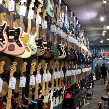 Guitar Center - Musical Instruments & Teachers Near Me - Brookfield, Wisconsin