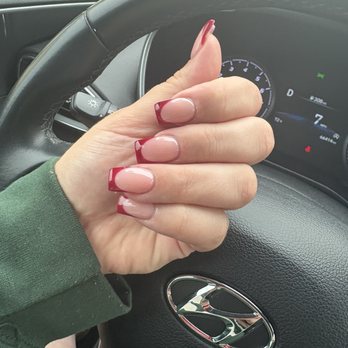 Busy Bee Nails&spa - FRENCH TIP - Nail Salons Near Me - Manteca, California