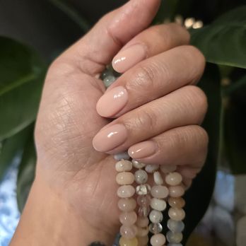 Nails By Aloha - La Crescenta - Pantone's 2024 color of the year Peach Fuzz!! - Nail Salons Near Me - La Crescenta, California