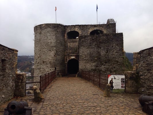 Bouillon Castle by null