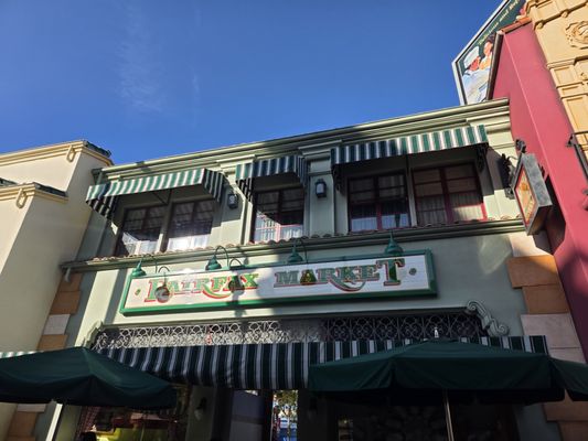 Fairfax Market by null