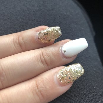 Marlow Nails - Nail Salons Near Me - Santa Rosa, California