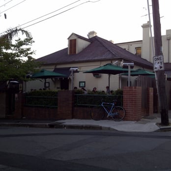 Courthouse Hotel - Pubs Near Me - Newtown, NSW