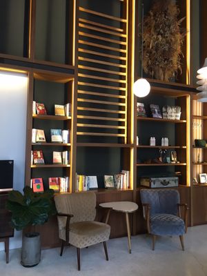 U.I.J Hotel & Hostel - 友愛街旅館 by null