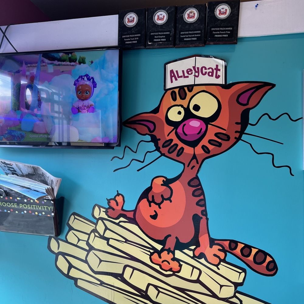 Friskie Fries - Mural - Food Trucks Near Me - Johnston, Rhode Island
