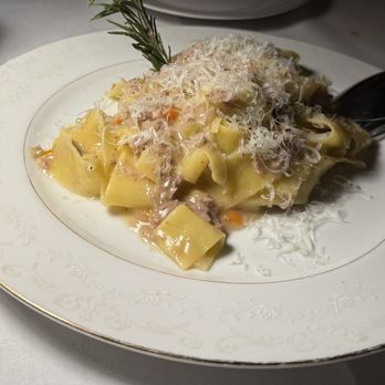 Via Veneto - the pork ragu tagliatelle special was magnificent - Italian Near Me - Santa Monica, California Via Veneto - the pork ragu tagliatelle special was magnificent - Italian Near Me - Santa Monica, California