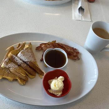 Henry's Diner - Cinnamon French Toast Combo with coffee - Diners Near Me - Piscataway Township, New Jersey