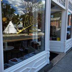 Stella’s Fine Market