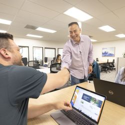 Bloom Workspaces - Coworking
