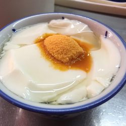 亞婆豆腐花 - Tofu Dessert $9 @ Grandma's Tofu in Tai Po