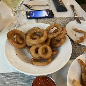 Acqua Restaurant & Bar - Canadian (New) Near Me - Burnaby, British Columbia