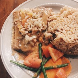 Kapuwa Bistro+Urban Pub
