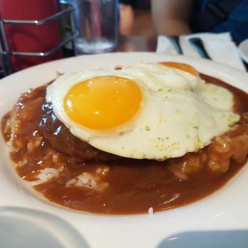 Eggs 'n Things - Beef Loco Moco - Breakfast & Brunch Near Me - Honolulu, Hawaii