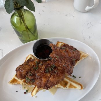 Liberty Common - Chicken & Waffle - Southern Near Me - Nashville, Tennessee Liberty Common - Chicken & Waffle - Southern Near Me - Nashville, Tennessee