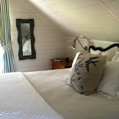 Round Top Inn by null
