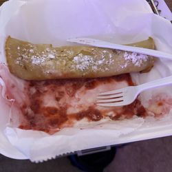 Lucys Kitchen & Coffee - Strawberry's and cream crepes