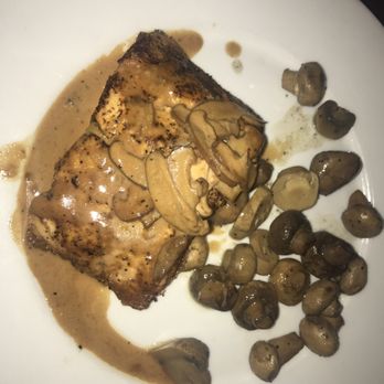 Dantanna's - Salmon, very tasty and not dry. Simple dish - Sports Bars Near Me - Atlanta, Georgia