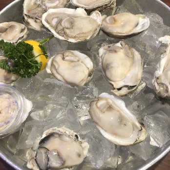 Baytown Seafood Restaurant - A dozen raw oysters for sharing - Seafood Near Me - Texas City, Texas Baytown Seafood Restaurant - A dozen raw oysters for sharing - Seafood Near Me - Texas City, Texas
