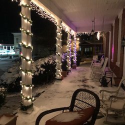 Maxime's At The Inn