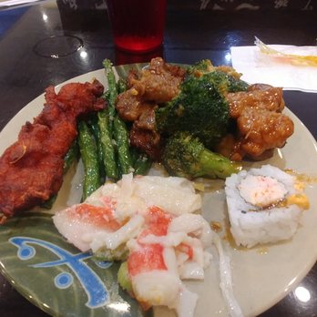 New City Buffet - Looks better than it tasted.  I basically just liked the broccoli, pork egg rolls, & hot/sour soup. - Buffets Near Me - Worthington, Minnesota