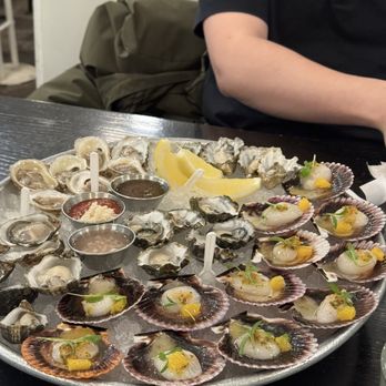 Fishwives - Seafood Near Me - Pasadena, California