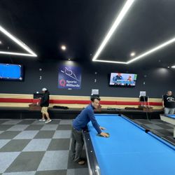 Q Billiards Sports Bar