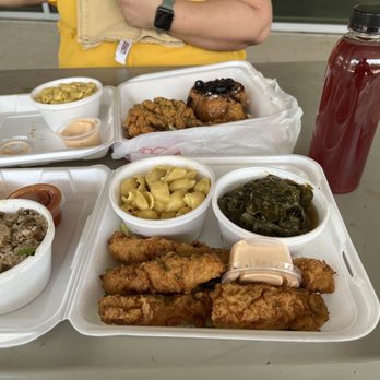 Lindiana's Southern Vegan Kitchen - Dirty rice, Mac n cheese, tenders, behind: mac n cheese, special/secret sauce, fish (oyster mushroom), hibiscus limeade - Vegan Near Me - Houston, Texas Lindiana's Southern Vegan Kitchen - Dirty rice, Mac n cheese, tenders, behind: mac n cheese, special/secret sauce, fish (oyster mushroom), hibiscus limeade - Vegan Near Me - Houston, Texas