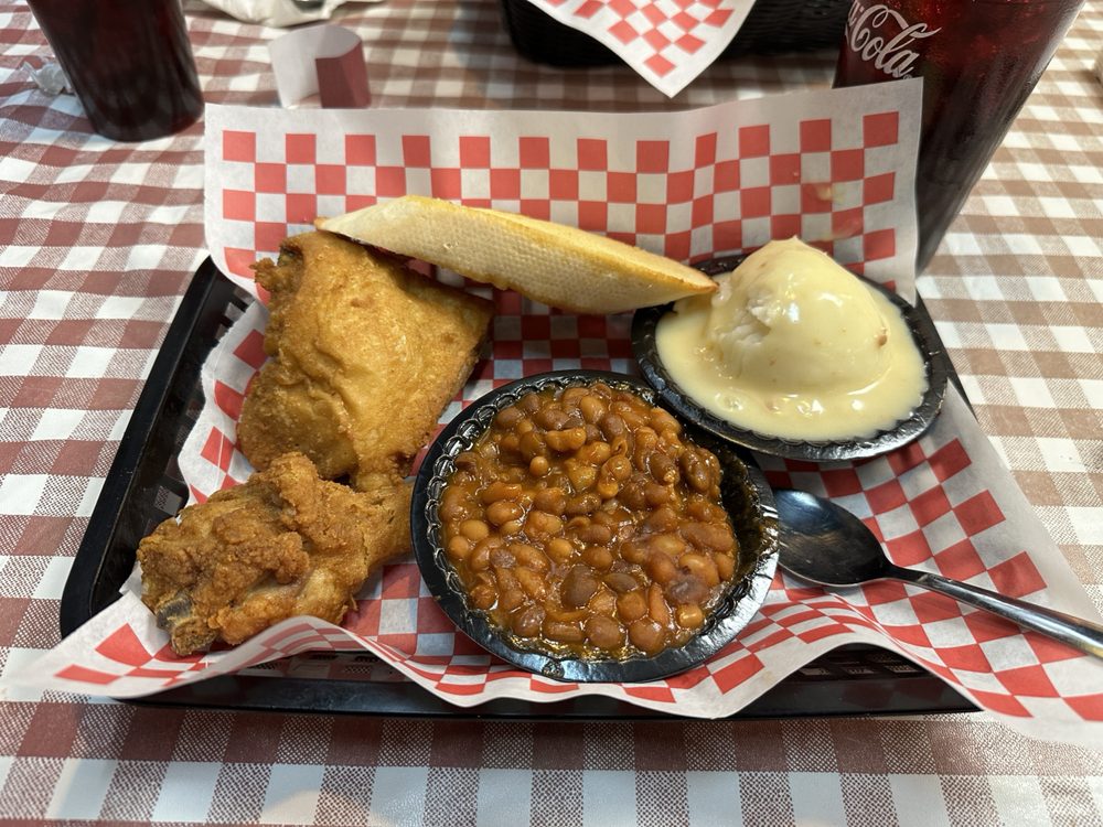 BOUSER’S BARN RESTAURANT & CATERING Updated November 2024 36 Photos