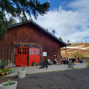 AniChe Cellars - Indoor tasting structure - Wine Bars Near Me - Underwood, Washington