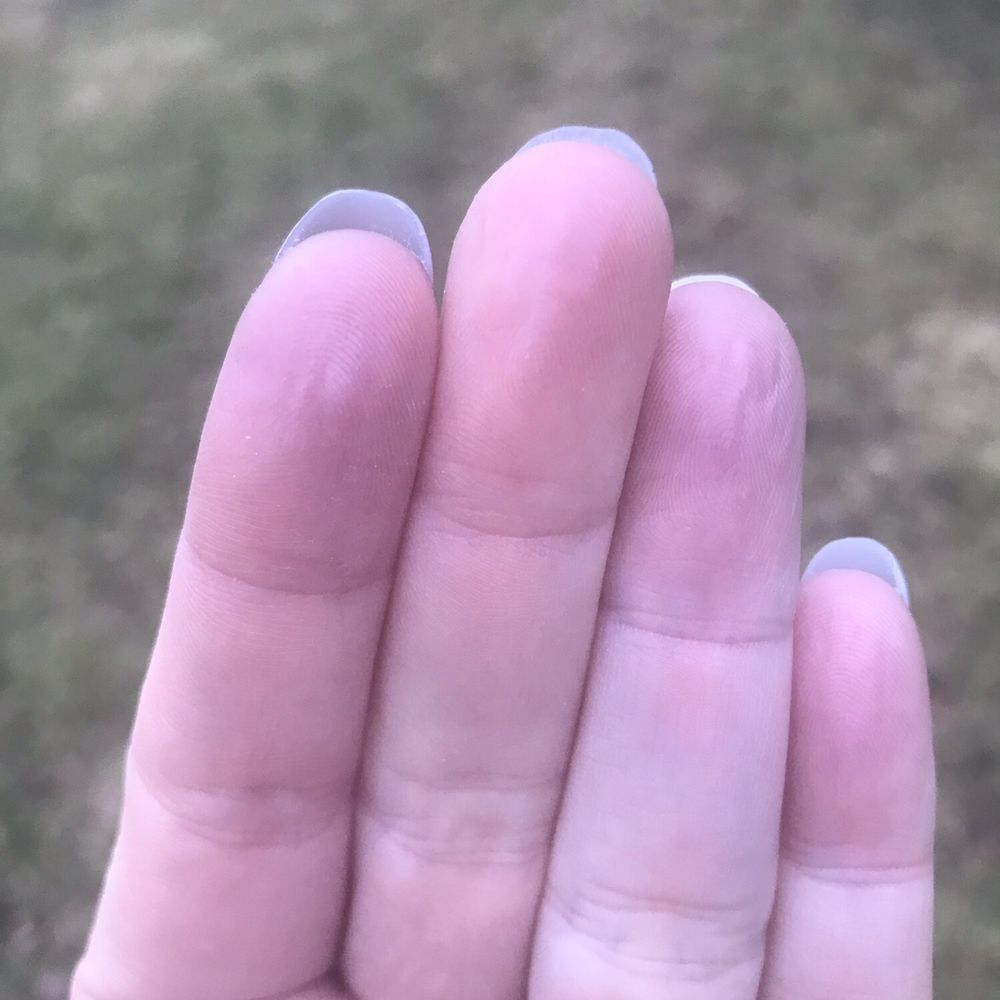Dayton Nails Spa - Two completely different lengths for index finger. - Nail Salons Near Me - Dayton, Ohio Dayton Nails Spa - Two completely different lengths for index finger. - Nail Salons Near Me - Dayton, Ohio