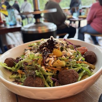 Cafe on 27 - Falafel salad - Breakfast & Brunch Near Me - Topanga, California