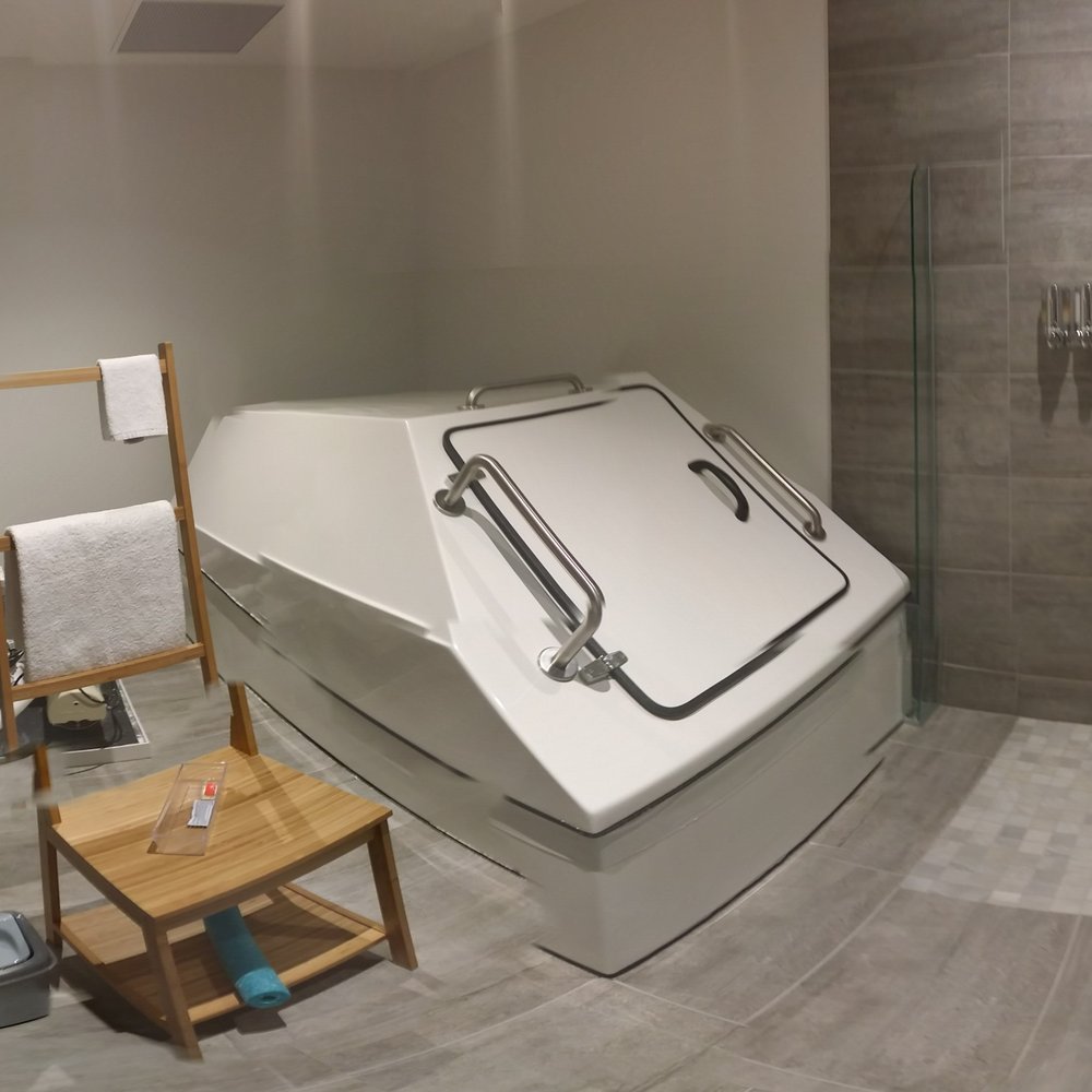Salt Wellness Centre - A 360/panoramic view of a tank room as taken from the entranceway. Sorry it's kind of choppy. - Float Spa Near Me - Surrey, British Columbia Salt Wellness Centre - A 360/panoramic view of a tank room as taken from the entranceway. Sorry it's kind of choppy. - Float Spa Near Me - Surrey, British Columbia