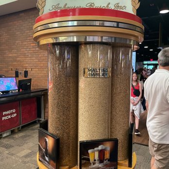 Budweiser Brewery Experience - Beer Tours Near Me - Saint Louis, Missouri