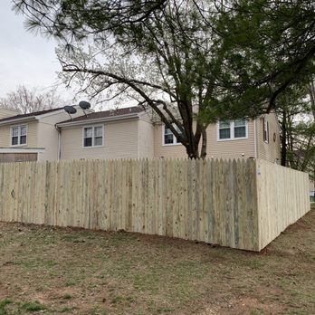 DJ Fence - New Fence - Rear - Fences & Gates Near Me DJ Fence - New Fence - Rear - Fences & Gates Near Me