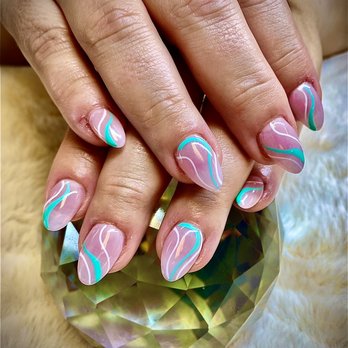 Finesse Nails - Nail Salons Near Me - Waxhaw, North Carolina