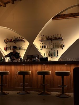 Edgemar Restaurant + Lounge by null