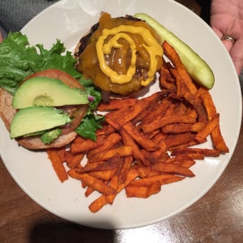 Bronte Bistro - New American Near Me - Cincinnati, Ohio