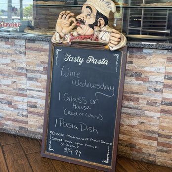 Blue Spring Pizza - Cute menu board for specials - Pizza Near Me - Orange City, Florida