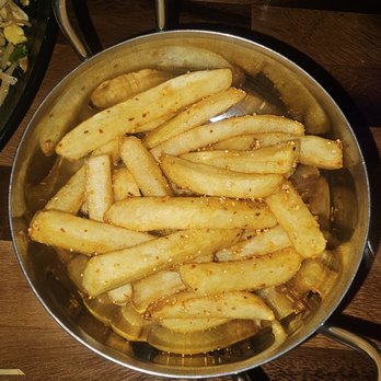 Na Rath - fries 7/10 - Thai Near Me - Elmhurst, New York