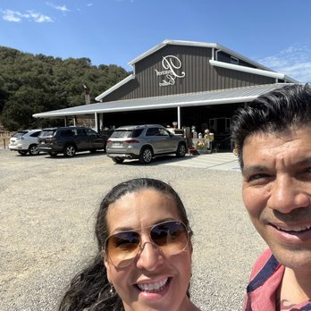 Peacock Cellars - Peacock Winery - Wine Tasting Room Near Me - Arroyo Grande, California