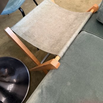 Le Jardinier - Purse chair - French Near Me - Houston, Texas Le Jardinier - Purse chair - French Near Me - Houston, Texas