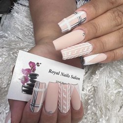 Royal Nails Salon