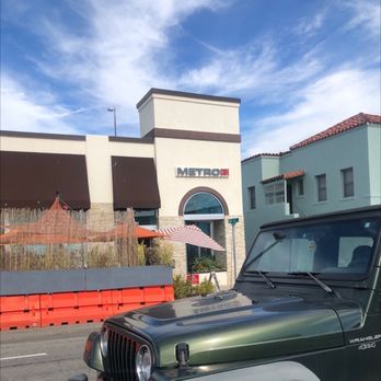 Metro Cafe - Outside - American Near Me - El Segundo, California