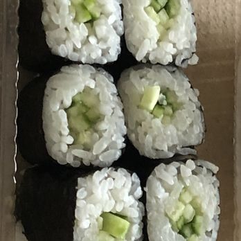 Tentatsu - Cucumber roll ($2.95) - Japanese Near Me - Vancouver, British Columbia